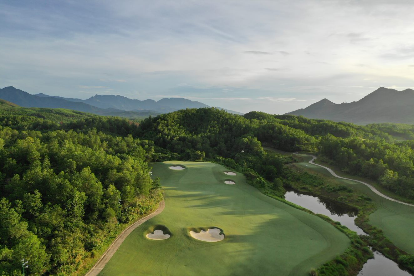 Top 3 sân golf Miền Trung chuẩn 5 sao đáng trải nghiệm nhất 2 - Vị trí sân gôn Ba Na Hills Golf Club